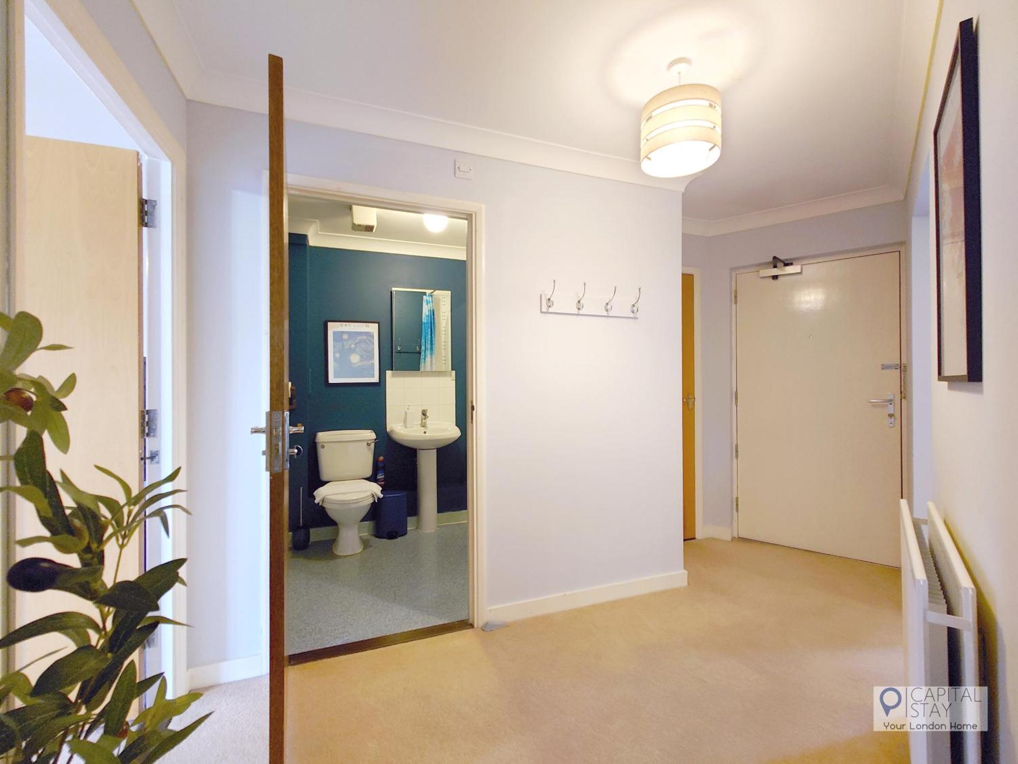 Appartamento Fully Serviced Two Bed In Poplar Londra